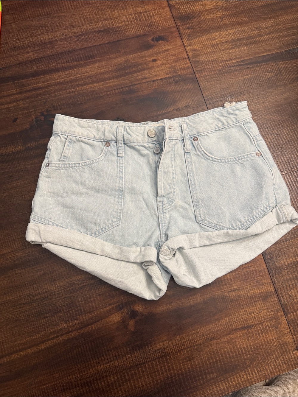 Free People we the free beginner’s luck jean shorts - Picture 2 of 5